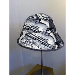Buschemi bucket hat
